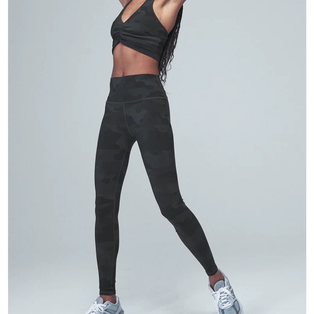 Alo high waist camo vapor leggings size xs